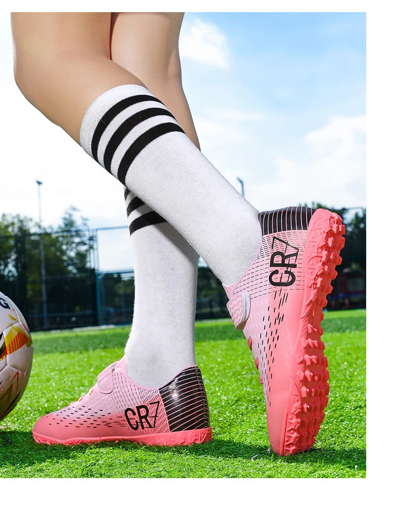 Ultralight Soccer Match Shoes