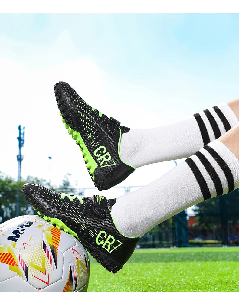 Ultralight Soccer Match Shoes