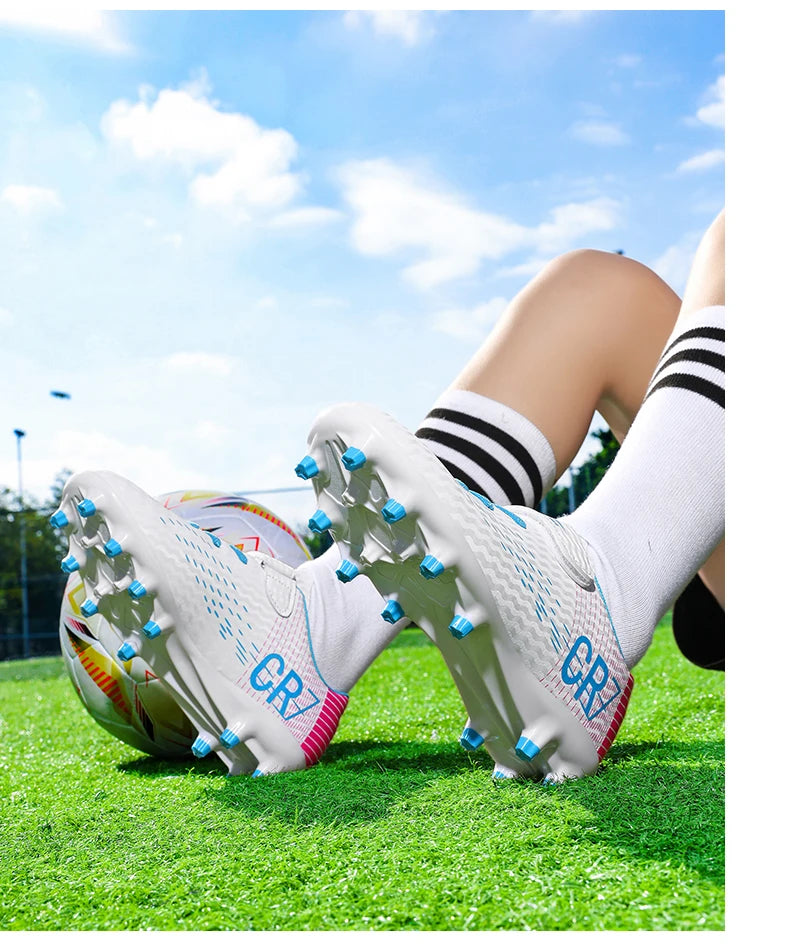 Ultralight Soccer Match Shoes
